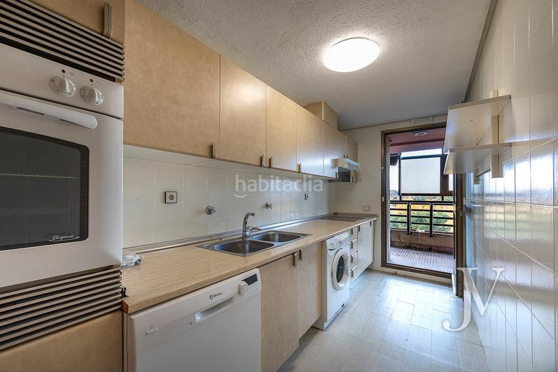 Foto 239a0d51-19b1-42f2-b3a5-431a5dec235c. Appartement avec chauffage piscine dans Fuentelarreina Madrid