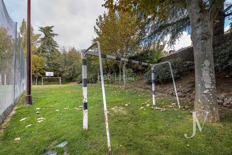 Foto 969b2af6-1f6f-4b27-9083-1de048faae9c. Appartement avec chauffage piscine dans Fuentelarreina Madrid