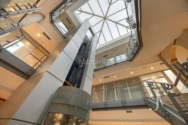 Foto 9dbd0eb1-9693-46c5-b6e4-561532677f46. Miete büro mit heizung parking in La Florida - El Plantío Madrid