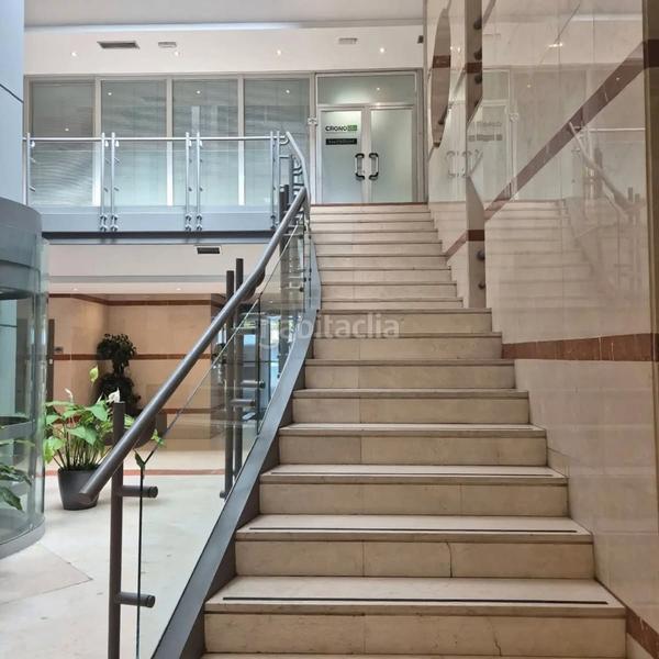 Foto a5f33534-226c-473b-8914-e16fc2020c2a. Rent office space in calle del musgo 5 in La Florida - El Plantío Madrid