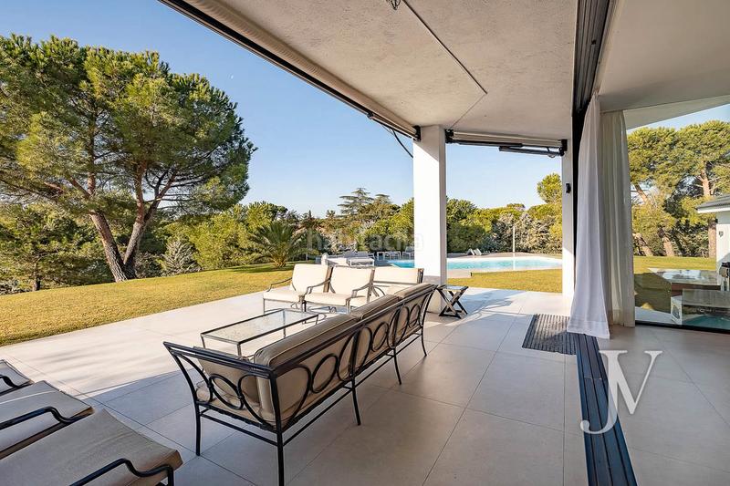 Foto 83b08fe1-dd28-4614-b325-7fc4cd7bb825. Haus mit kamin heizung parking pool in Bonanza Boadilla del Monte