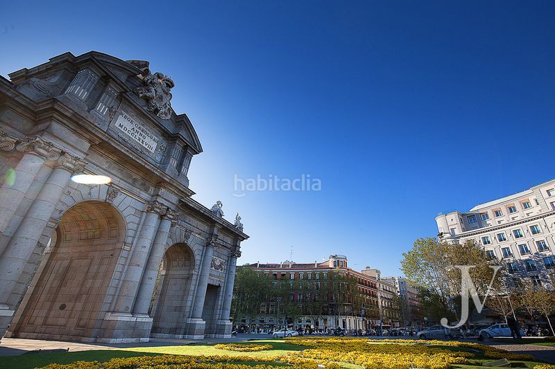 Foto 52d8ec0e-3d6c-4dc2-a6ca-37003c744fdb. Pis amb calefacció a Castellana Madrid