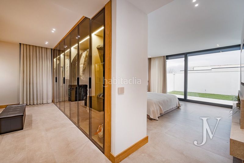 Foto 4c3c5829-adec-4715-8457-a00bc9c05cc1. Casa amb calefacció aparcament piscina a Valdecabañas Boadilla del Monte