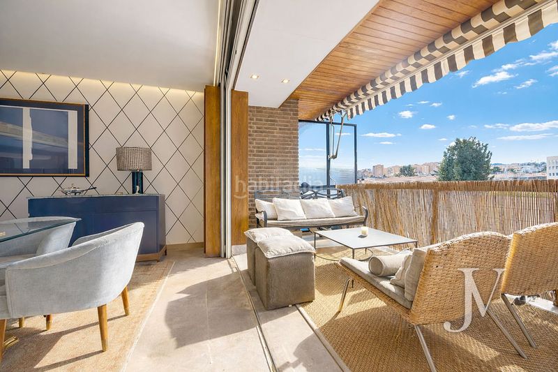 Piso puerta de hierro: piso de 280m2 con muy buenas calidades, distribución amplia y buena urbanización con jardín y piscina en Madrid