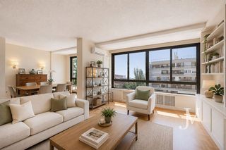 Etagenwohnung  Calle san martín de porres 45. Puerta de hierro: 268m2, seguridad 24h, 2 piscinas (invierno/ver