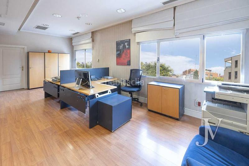 Foto d311e711-81e9-4894-929c-45ceecf1c909. Office space with heating in Concepción Madrid