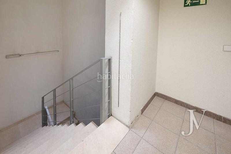 Foto f76b8d2c-dd49-46f3-b344-c464f3e7cfdd. Office space with heating in Concepción Madrid