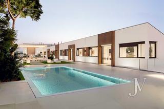 Chalet in Calle Playa de Formentor