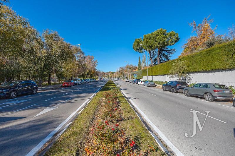 Foto d80227ef-7ad0-4723-bf09-974930fc5d6e. Terrain résidentiel dans Valdemarín Madrid