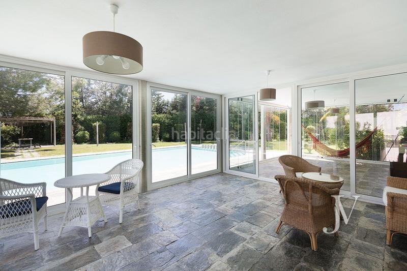 Foto c3500757-a3bc-456d-bc05-84f1a4880ed7. Chalet mit heizung parking pool in urbanización La Moraleja La Moraleja