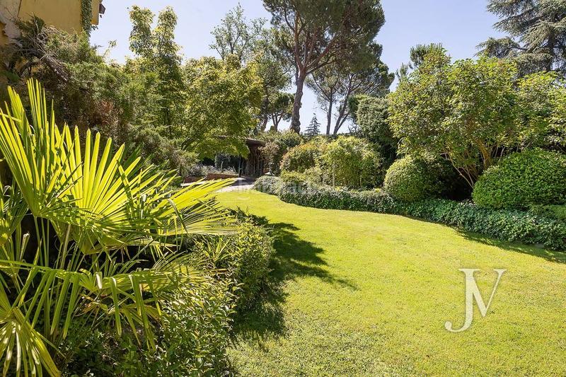 Foto 26082d08-7236-4b81-a5cc-9ce3775a48b6. Chalet mit heizung parking pool in Somosaguas Pozuelo de Alarcón