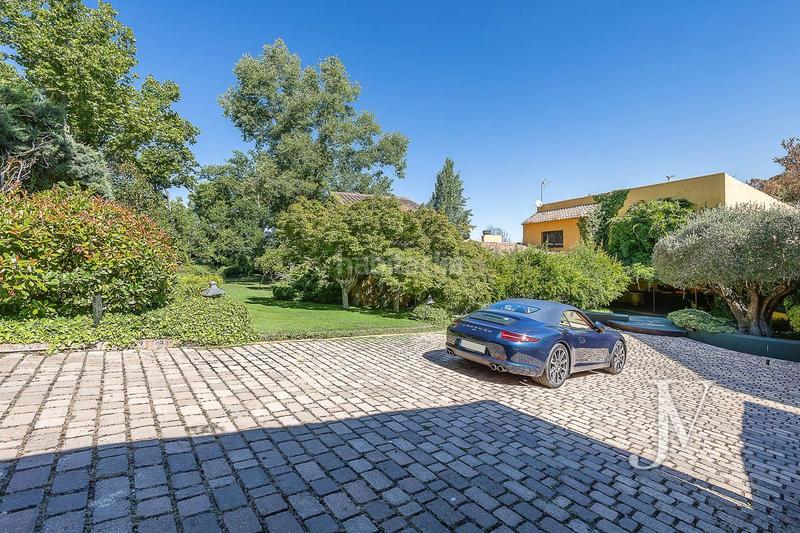 Foto a151add8-9f35-4725-9dee-1fb82dceacb3. Chalet mit heizung parking pool in Somosaguas Pozuelo de Alarcón