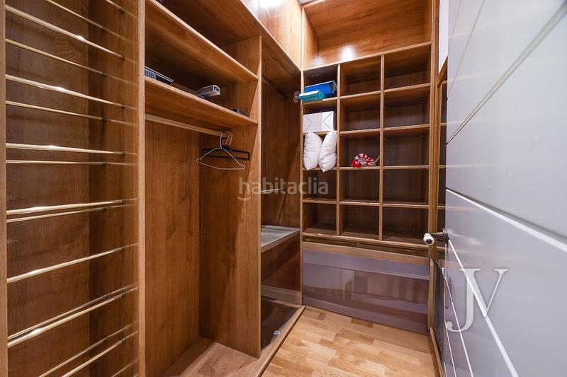 Foto 351b1504-4217-4dbc-8521-591bb8ccb8d2. Chalet with heating parking pool in Somosaguas Pozuelo de Alarcón