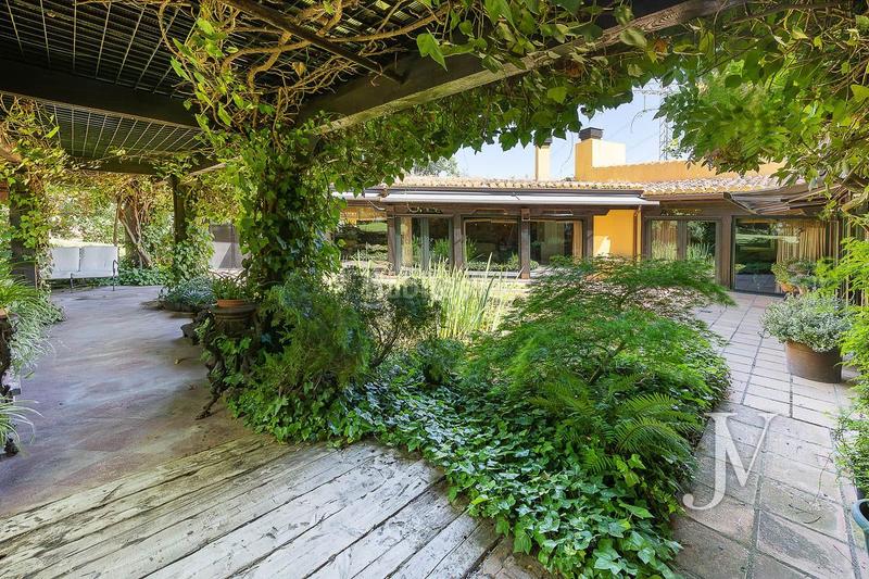 Foto 3b06c380-2d95-46b1-8330-c0bfc414c9ca. Chalet with heating parking pool in Somosaguas Pozuelo de Alarcón