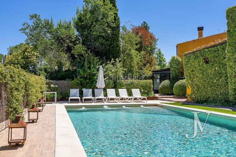 Foto 062f84a4-4bf6-42e6-8b6a-56102c2af850. Chalet con riscaldamento parcheggio piscina in Somosaguas Pozuelo de Alarcón