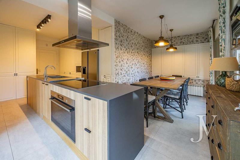 Foto 5401a3c5-f2dc-4aa0-868f-56540cc24762. Chalet avec chauffage parking piscine dans Ciudalcampo