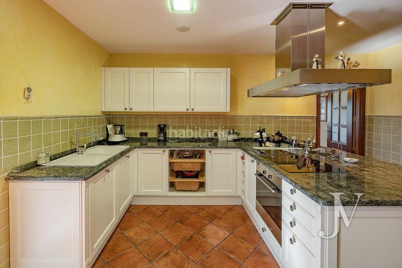 Foto 2b27a7cb-236a-41aa-ad3a-3d067df00e90. Chalet en Casar (El)