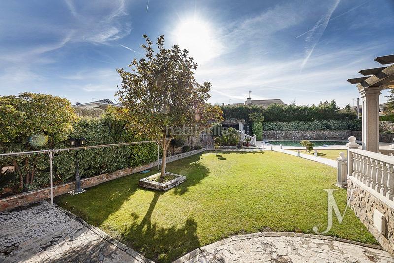 Foto 43ec81f3-6632-4e8d-a1b4-b9b21d750a79. Chalet en Casar (El)