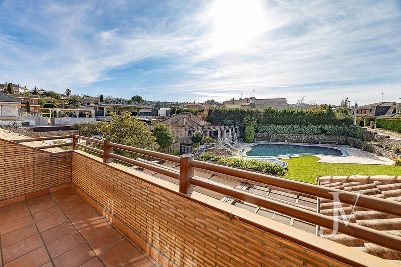 Foto 57921931-db04-4cf2-aee6-4d76969533b2. Chalet en Casar (El)