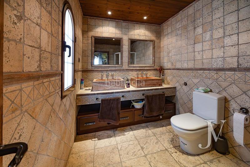 Foto c6b5d124-b47e-4e41-a23c-8539b8e7f094. Chalet en Casar (El)