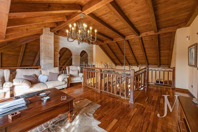 Foto e6518537-d3fb-4daa-b25e-aac26c026996. Chalet en Casar (El)