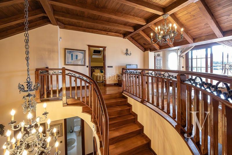 Foto f64bcbd5-3cd4-42ca-9f09-ce6d05fd7f78. Chalet en Casar (El)