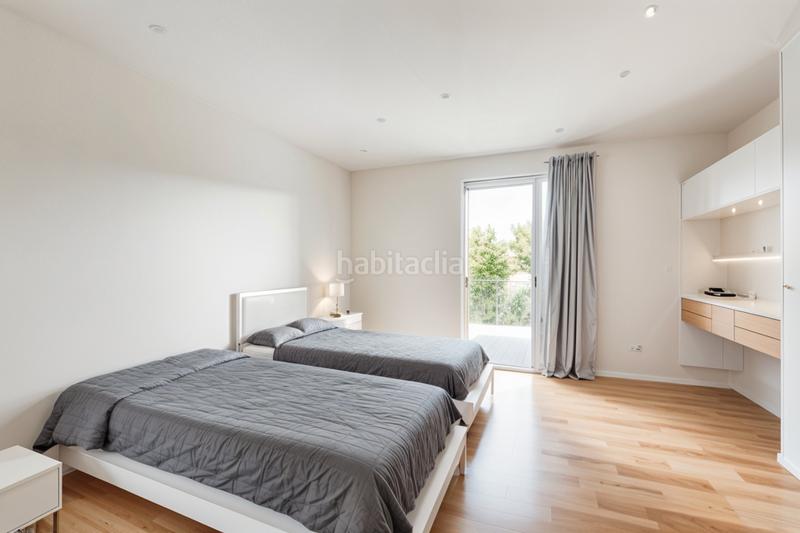 Foto 8f9818ee-1d7c-4cff-a2bc-04652578d7cf. Chalet con camino riscaldamento piscina in Somosaguas Pozuelo de Alarcón