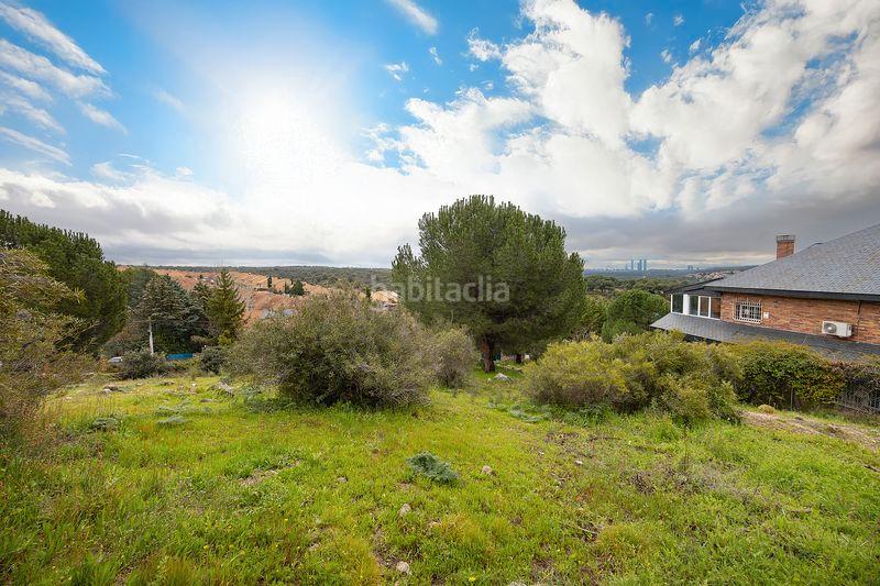 Foto d3e66bec-ac8f-41c5-9f41-f8aef516d3de. Wohngrundstück in El Monte Torrelodones