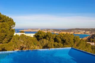 Xalet a Sant Josep. Villa modernizada con casita sep. puesta de sol!