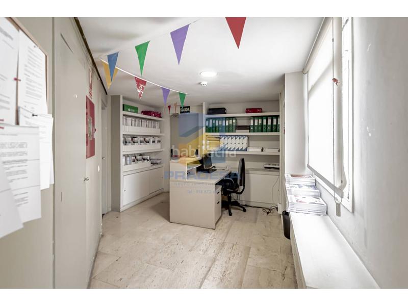 Foto b630538c-1542-4e6d-a7de-c760609d3a8a. Oficina ideal inversores !!! se vende planta de oficinas en el representativo edificio parque de las naciones en Madrid