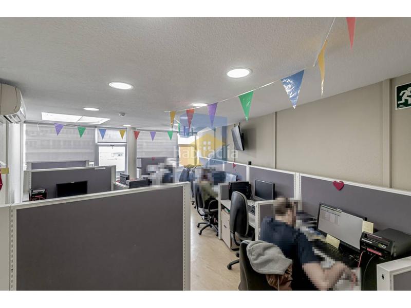 Foto f1ee69c9-f608-4f41-8625-8e0dda3fa76c. Oficina ideal inversores !!! se vende planta de oficinas en el representativo edificio parque de las naciones en Madrid