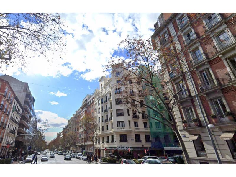Foto a1e2b6c2-7ce7-461e-b9e2-bae5c6621372. Piso  de 140m2 a reformar en calle velázquez en Madrid