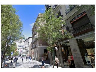 Pis a Sol. Residencia señorial de estilo colonial en pleno corazón de madri