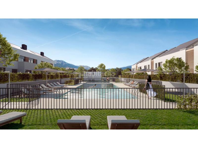 Foto bb86b280-cfe9-4a3b-8848-230fffd5fd05. Terrain résidentiel dans Centro-Manguilla Escorial (El)