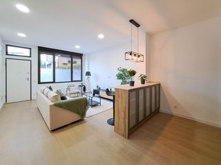 Rent Ground floor in Calle del doctor ramón castroviejo 59. A estrenar