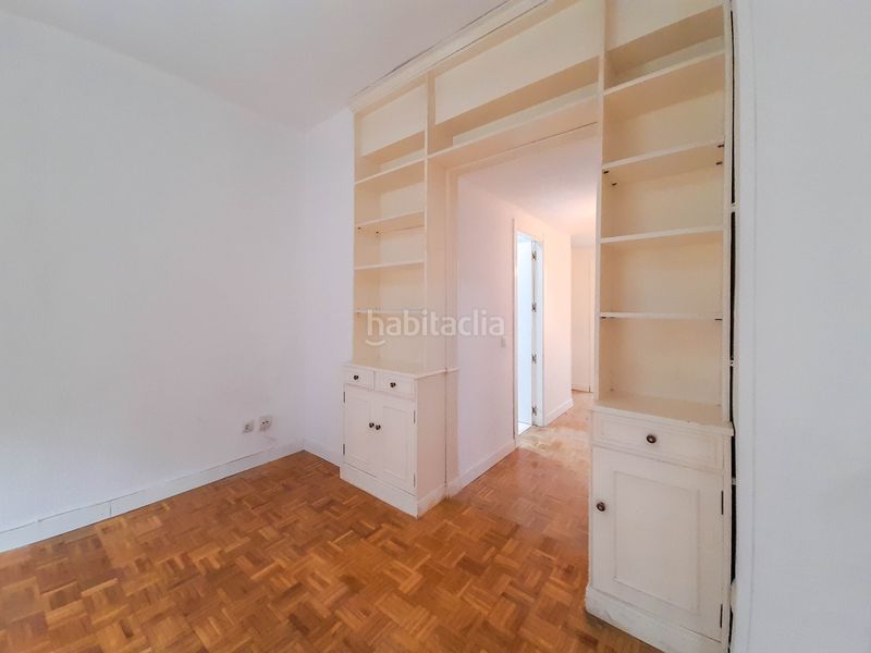 Foto c5dfc07e-d55a-4631-9f12-00af795cab99. Rent flat with heating in Fuente del Berro Madrid