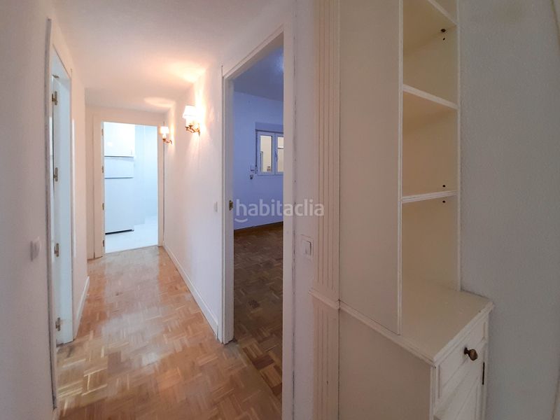 Foto e484247c-5b3e-4046-b498-331c1b7a04da. Rent flat with heating in Fuente del Berro Madrid