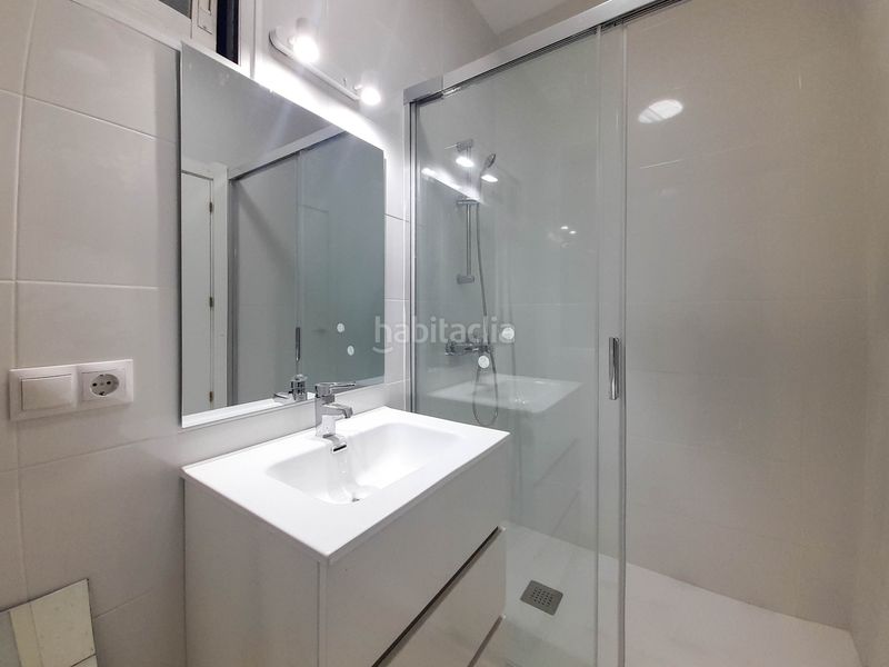Foto f24fb3bc-0953-40aa-a2a3-4fc1d47c1f04. Rent flat with heating in Fuente del Berro Madrid