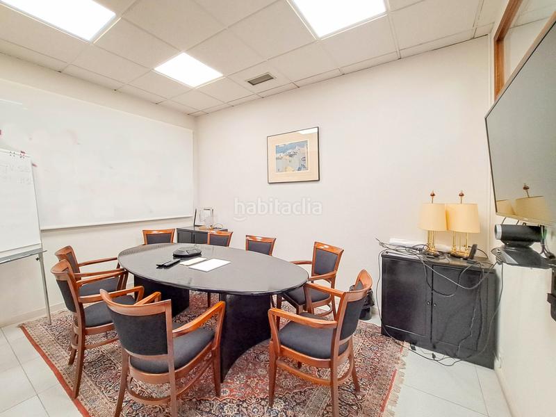 Foto 004f2cae-fcb2-4153-88fe-64daf1650cdf. Büro in calle de albasanz 34 in Simancas Madrid