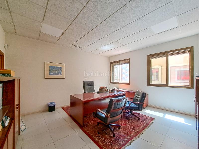 Foto 169ddb62-2065-4367-8ba2-5df1169d990e. Büro in calle de albasanz 34 in Simancas Madrid