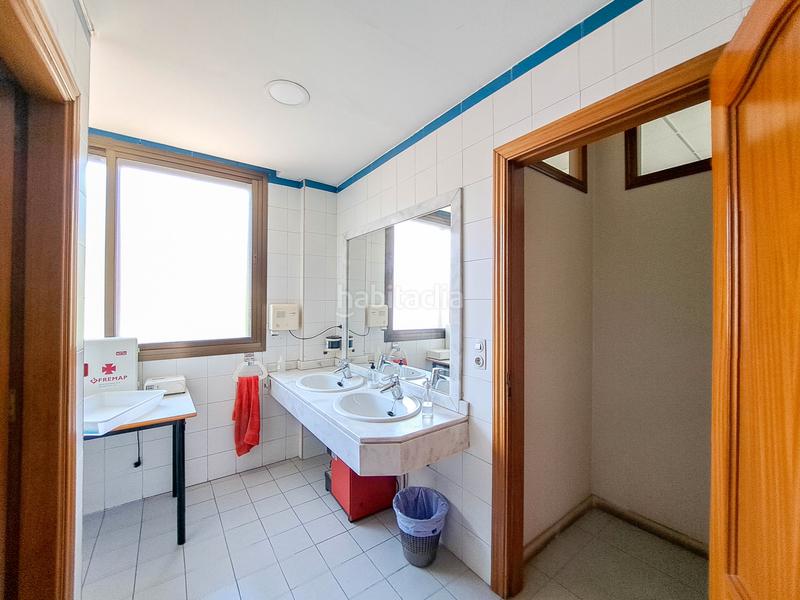 Foto 773e6f57-0b82-44f3-b847-1e7045bdec36. Büro in calle de albasanz 34 in Simancas Madrid