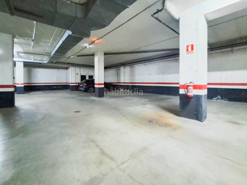 Foto 95235f8a-0f14-49c0-b640-9446971d9a8a. Büro in calle de albasanz 34 in Simancas Madrid