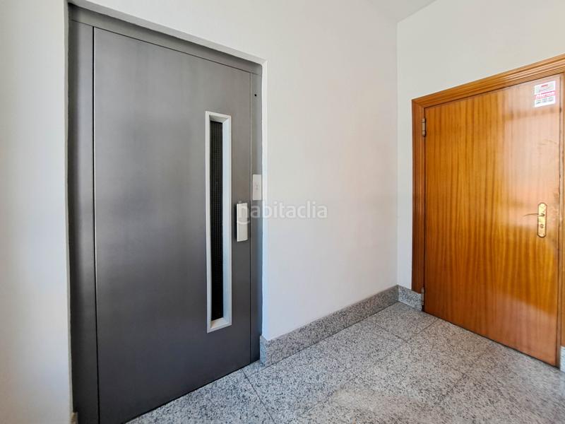 Foto 9d311ca2-afd8-447e-9ea9-b809d61ae2af. Büro in calle de albasanz 34 in Simancas Madrid