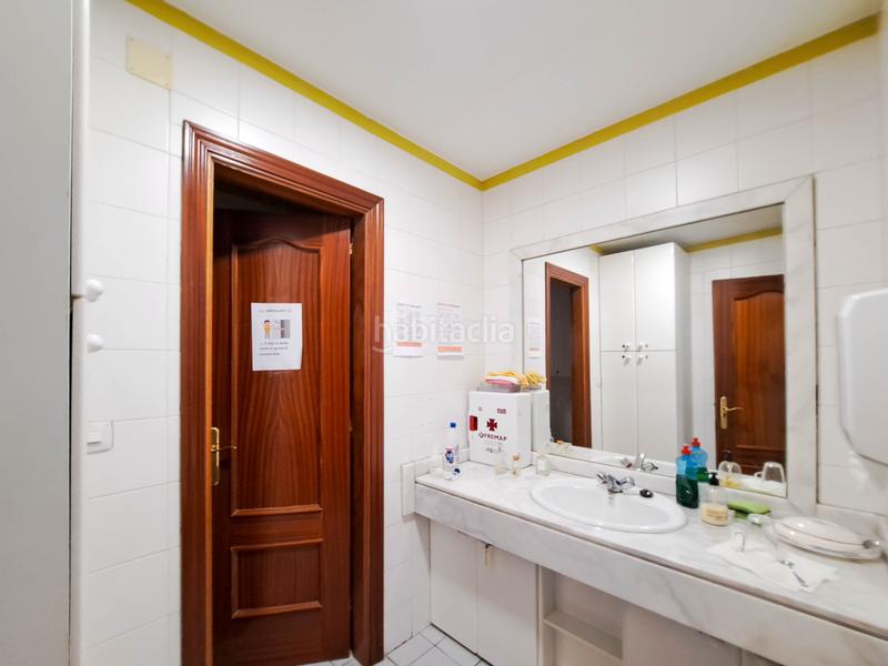 Foto b521621d-6bbe-4fda-aa62-244a9824d93a. Büro in calle de albasanz 34 in Simancas Madrid