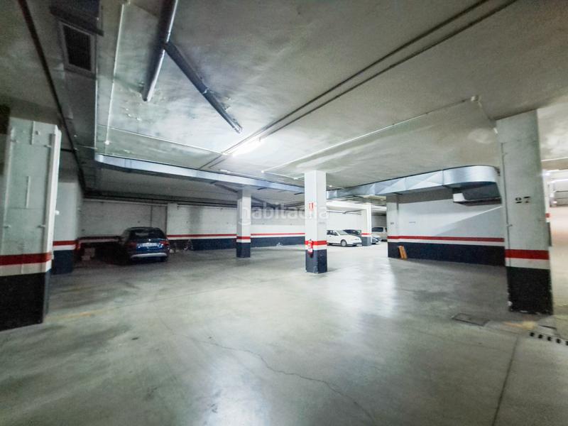 Foto f04d7ea1-e8f8-4ee4-9750-2716404ced45. Büro in calle de albasanz 34 in Simancas Madrid