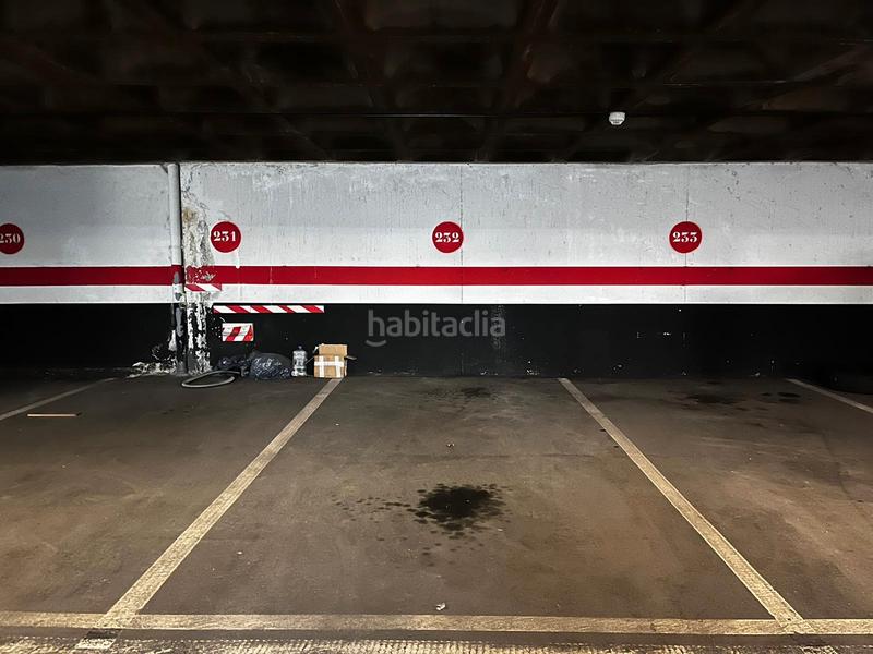 Foto 81cf3c20-9764-4a37-8ca6-c2830e0e1cbb. Aparcament cotxe a calle del doctor cirajas 3 a Pueblo Nuevo Madrid