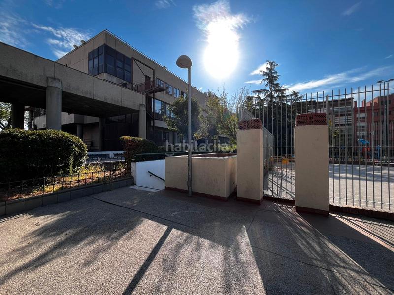 Foto b206da7e-97d6-4d7f-880a-c0563e0ee047. Aparcament cotxe a calle del doctor cirajas 3 a Pueblo Nuevo Madrid