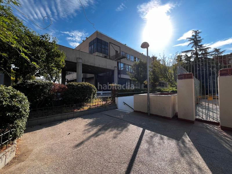 Foto c49ab2a3-24c1-48fd-832d-42c8b19d3030. Aparcament cotxe a calle del doctor cirajas 3 a Pueblo Nuevo Madrid