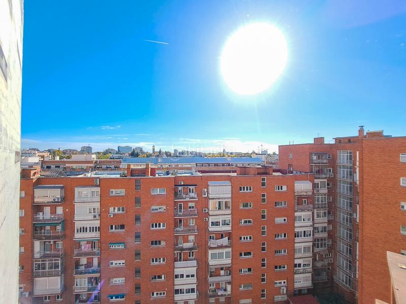 Foto e1540b19-86fb-4fd2-ad69-3abefdfbe316. Flat in calle de santo domingo de silos 4 in El Viso Madrid