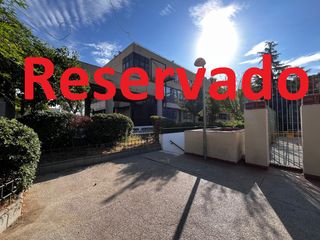 Aparcament cotxe a Calle del Doctor Cirajas 3